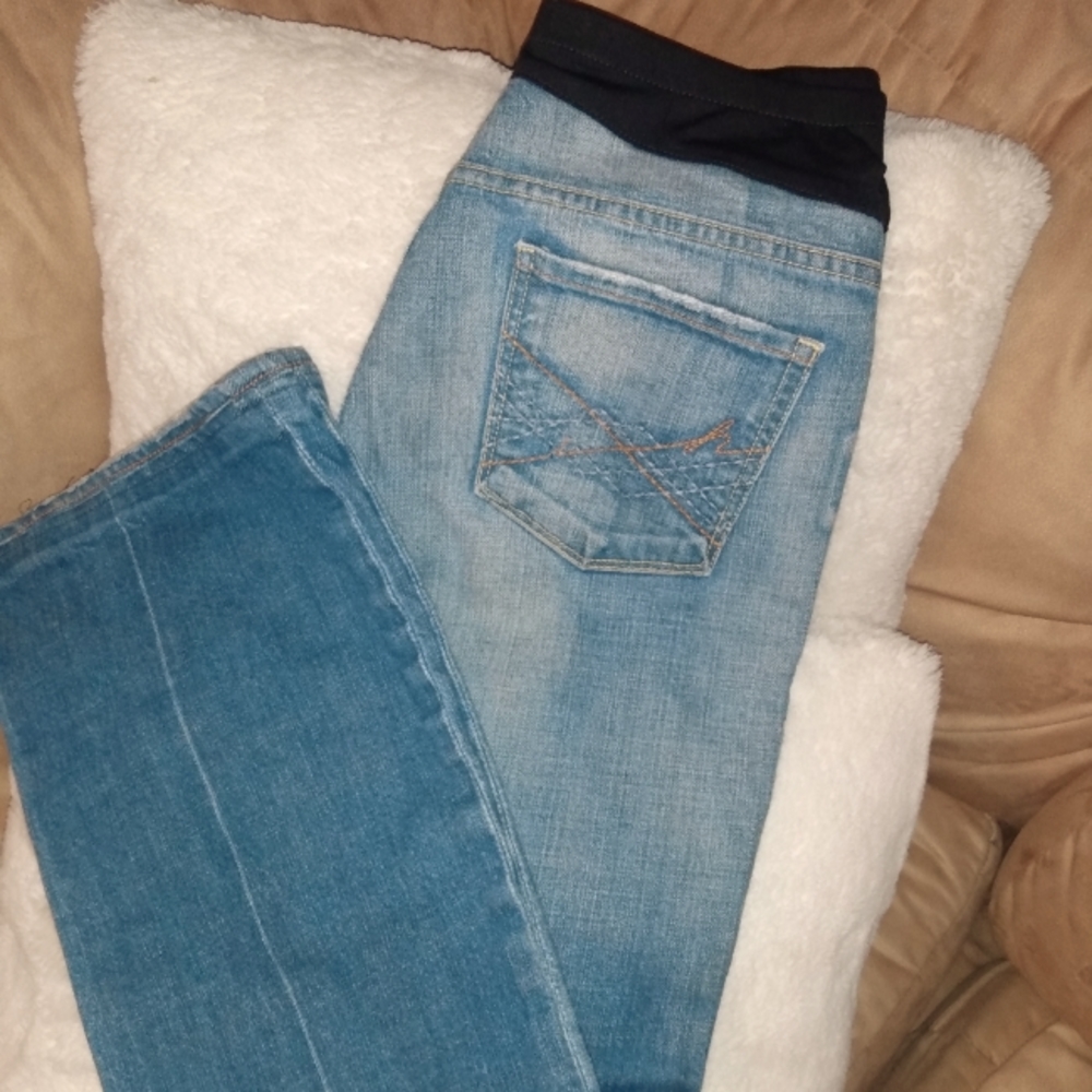 Maternity jeans